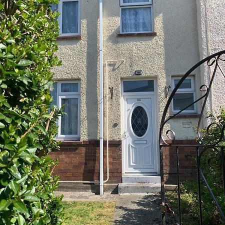 Room Only Guest Accommodation, Guest House Self Catering Bangor  Exterior foto